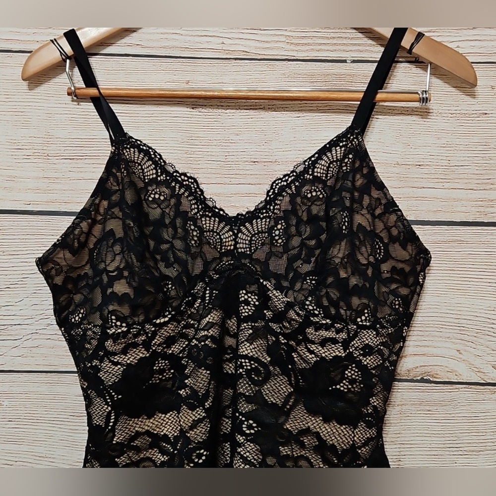 Pinsy Black Lace Plus-Size Medium Shaping Bodysuit
SIZE 2X ⭐️NWT⭐️ - Picture 7 of 12